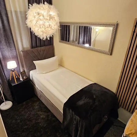 Отель The Soho Altstadt Relais Дюссельдорф