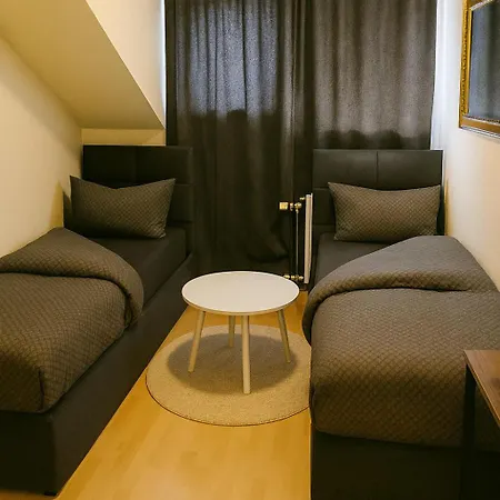 Soho Altstadt Urban 호텔 3*