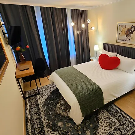 Soho Private Zimmer & Rooms Im Herzen Der Altstadt 3*