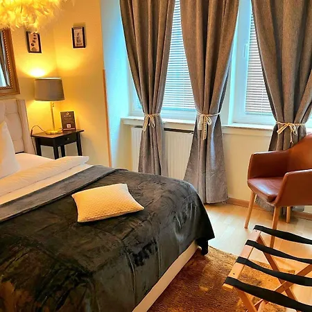 Soho Private & Im Herzen Der Altstadt מלון 3*